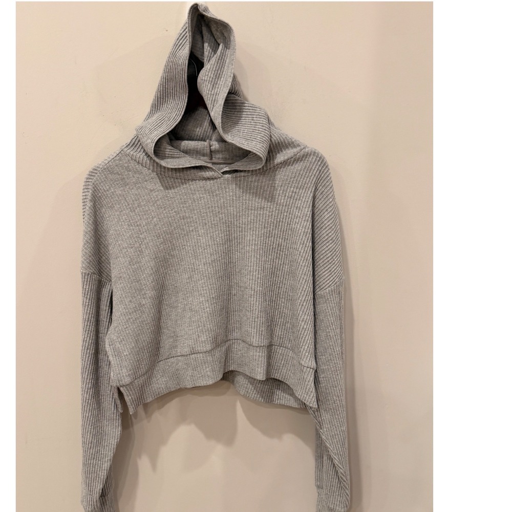 Alo Yoga Muse Hoodie Heather Grey Ribbed Knit Cropped Sweatshirt Womens Medium